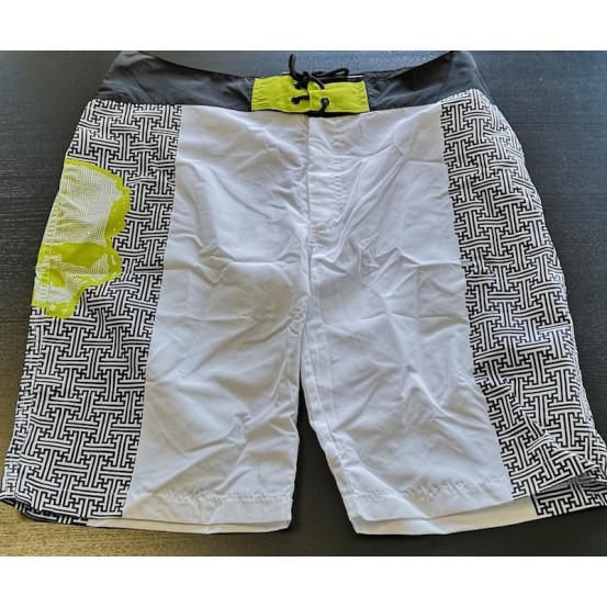 Gunki Bermuda shorts