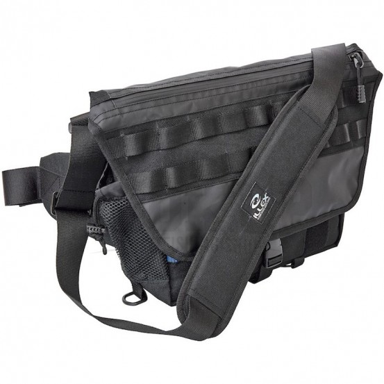 Illex Messenger Bag